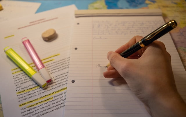 Highlighters for School, Office, and Study Notes: How to Organize Information More Effectively