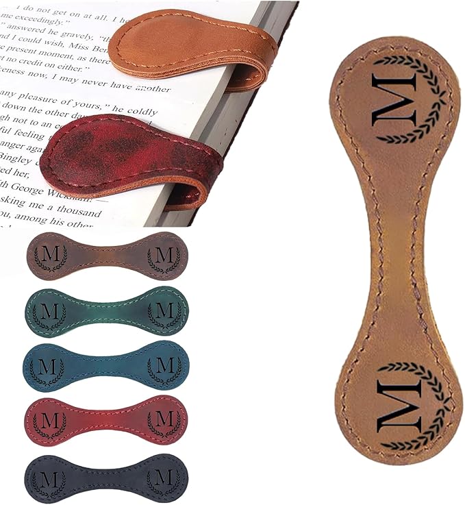 Personalized Magnetic Leather Bookmark, 26 Letters Custom Leather Bookmarks, Handmade, Leather Magnetic Bookmark for Book Lovers Readers Women Kid(Dark Yellow，M）